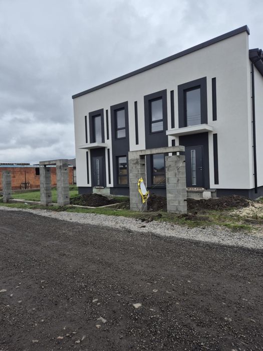 Продам дуплекс на Царському селі