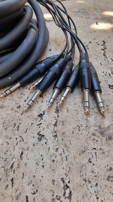 Cabo 8 saidas in-out pontas 5 metros topo de gama