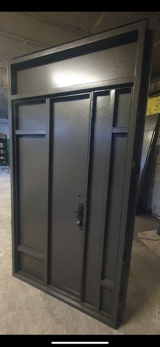 Техническая дверь Борисполь, Входные двери, Дверь в дом