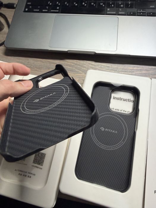 Топові чохли Pitaka MagEZ Case 3 iPhone 14 Pro