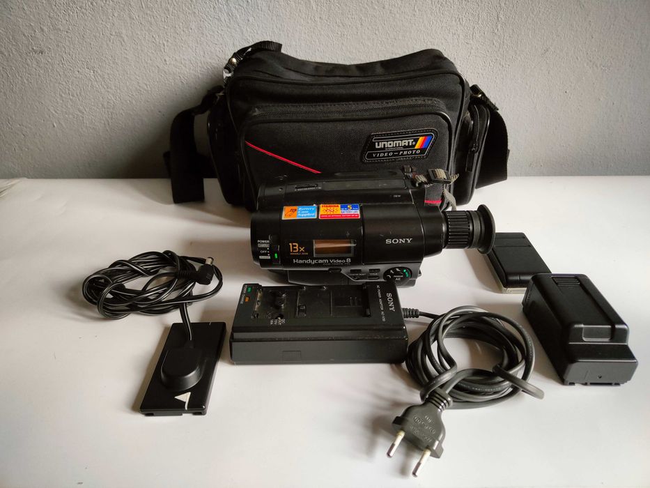 SONY CCD-TR401E kamera video Video8 zestaw