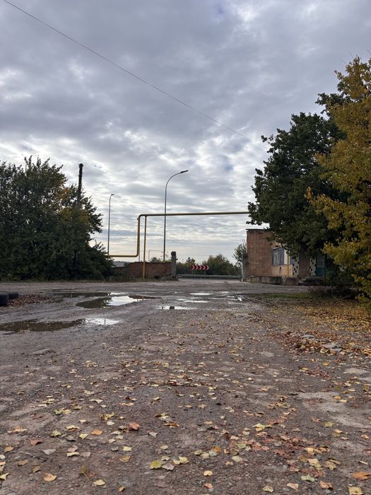 Продаж перша лінія  300квт площа 1020м2 земля 1.81га залізн.гілка