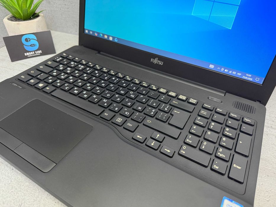 128gb ssd/8gb ddr4/Стильний ноутбук Fujitsu A556/i5-6200u