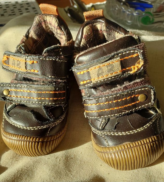 Buty dziecięce firmowe