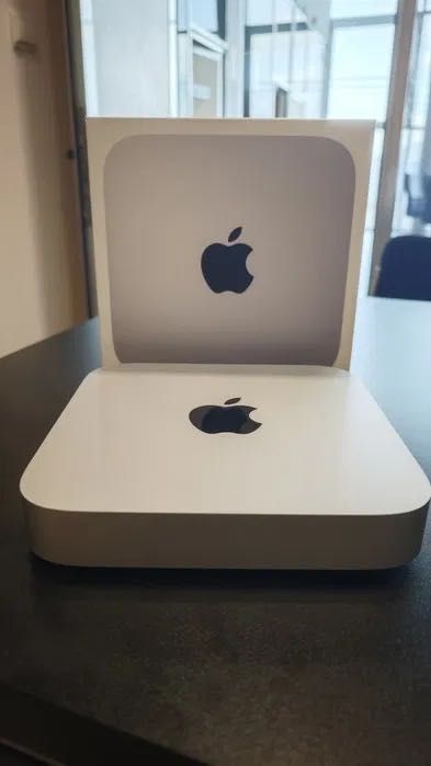 Mac Mini Intel i5 2.8 gHz , 8GB RAM, Iris 1536mb, SSD NVMe 256GB + 1TB , macOS Sequoia , Office