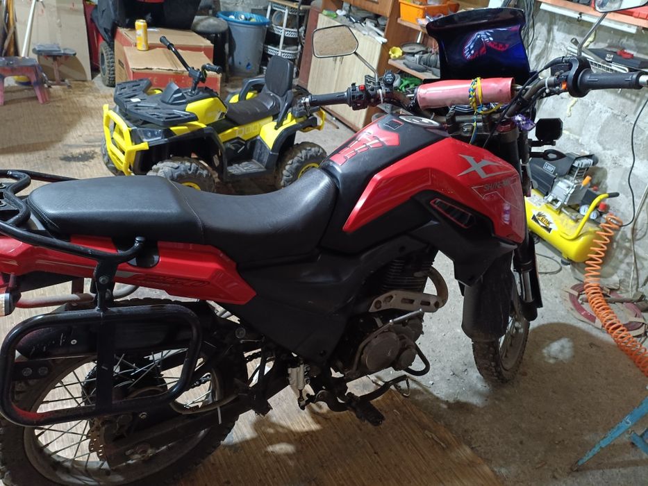 Продам мотоцикл Shineray x-trail 250
