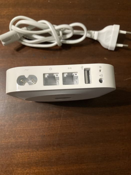 Apple роутер A1392 AirPort Express MC414LL/A WIFI США звуковой