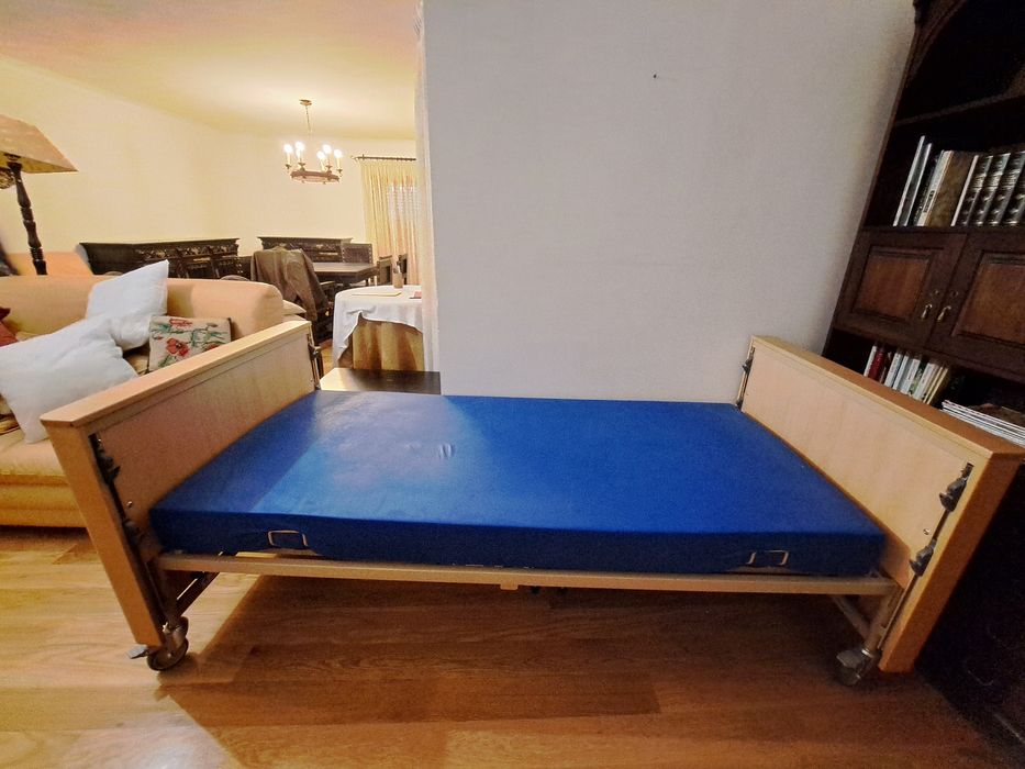 Cama articulada elétrica burmeier Dali + colchão anti-escara