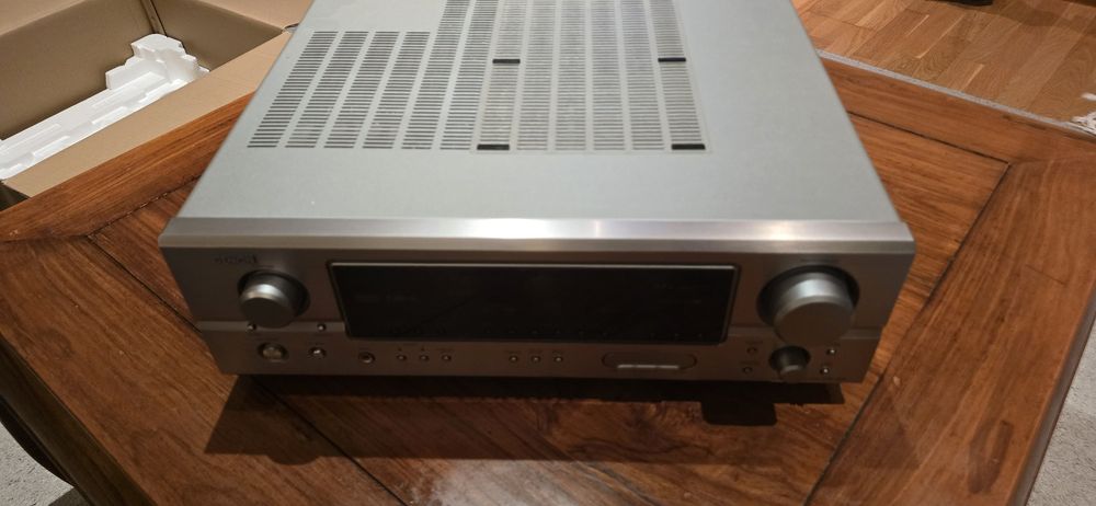 Amplificador Denon AVR-1905