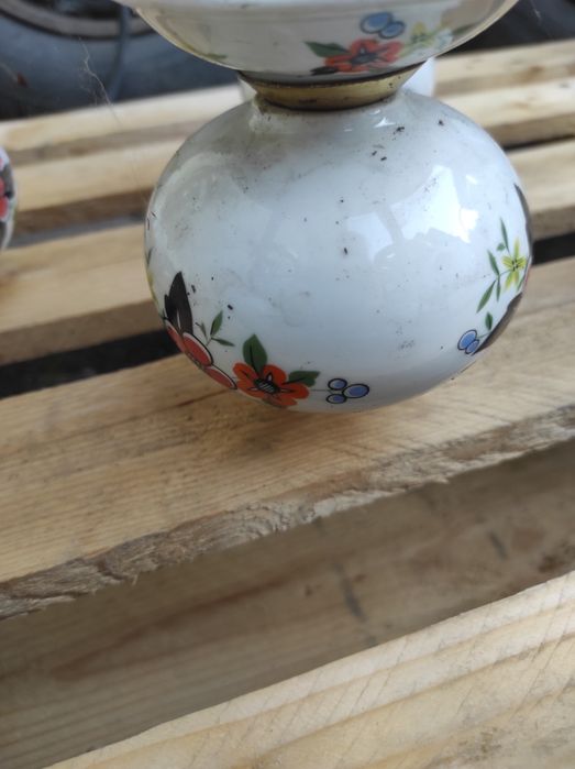 Stary z PRL-u żyrandol 4- ramienny porcelanowy vintage