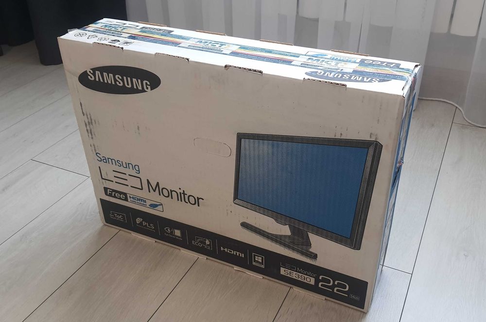 Монітор самсунг 21.5" (22") Samsung S22E390HSO