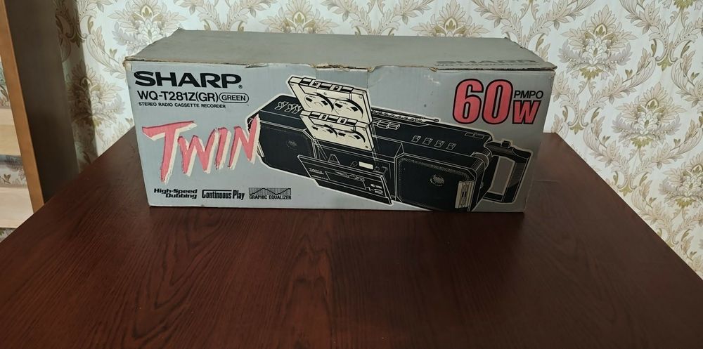 Вінтажна Магнітола Sharp WQ-T281Z нова не користована