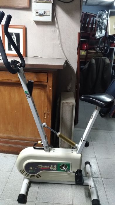 Bicicleta Estática de ginástica Modelo Forma 4.3