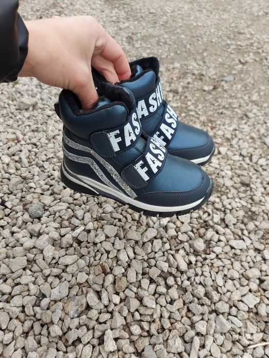 Зимові чобітки для дівчат