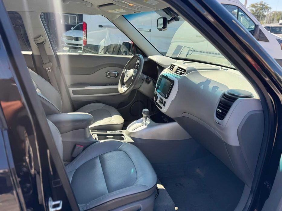 Kia Soul EV+      2018