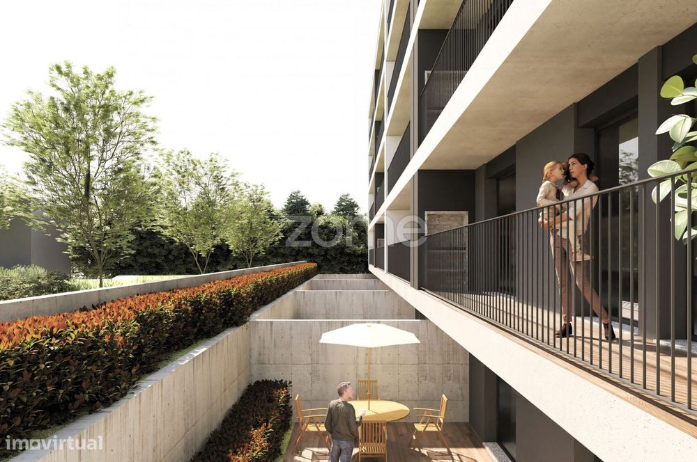 Apartamento T2 com garagem e terraço em S. Vitor