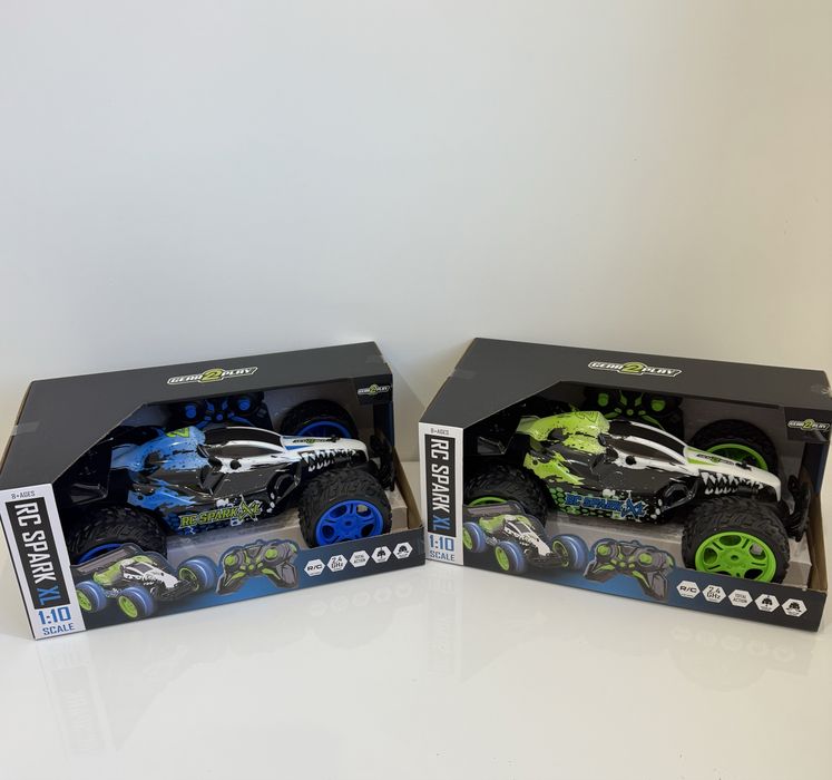 Великий гоночний автомобіль /машинка Gear2Play на пульті