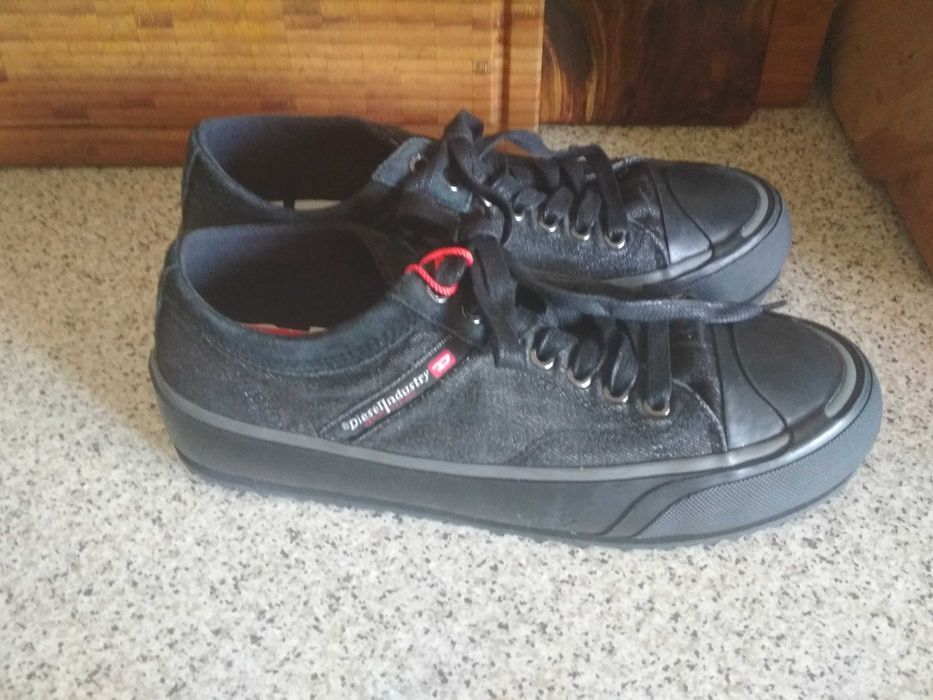 Buty trampki diesel r.42