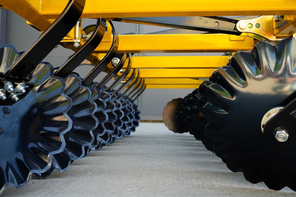 GENERAL | Навісна Дискова борона ЛН 2,6 м з роторними дисками