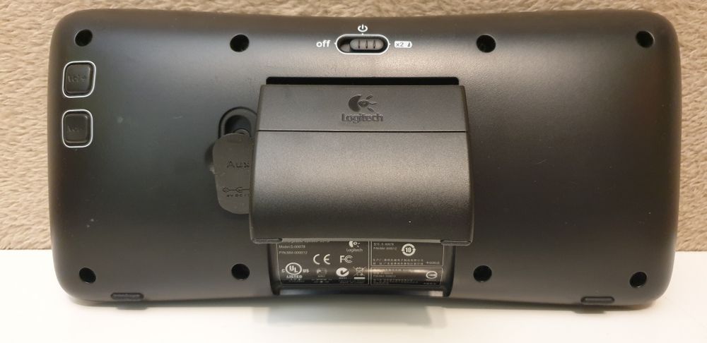 Logitech S315i stacja dokujaca do iPhone iPada