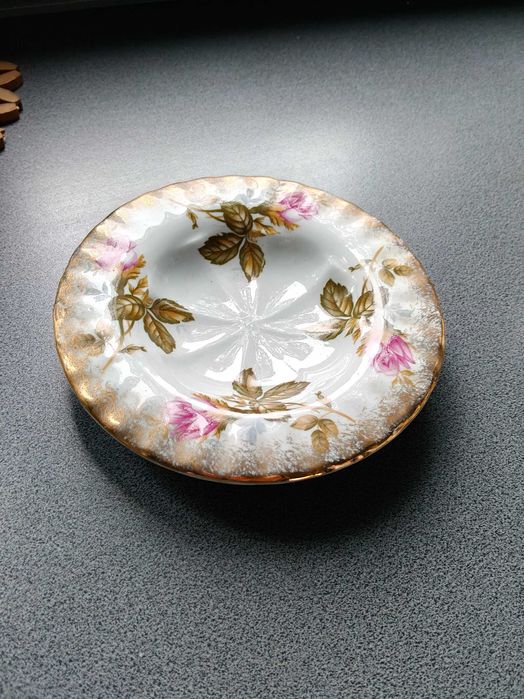 Chodzież zegary wazony