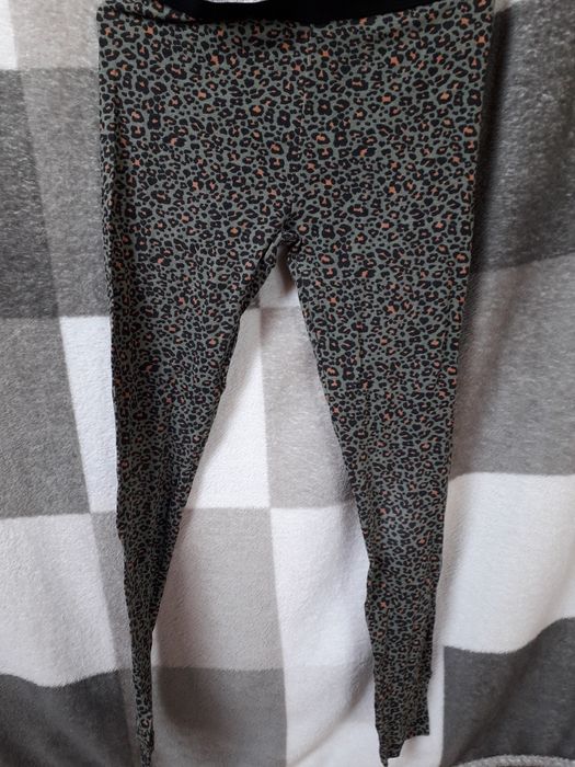 Leginsy dziewczęce.