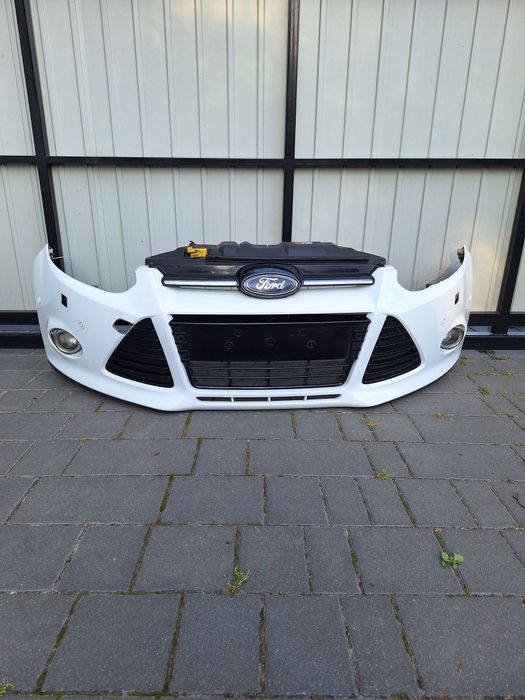 Zderzak przód przedni ford Focus mk3 6x czujnik i spryski rok 13