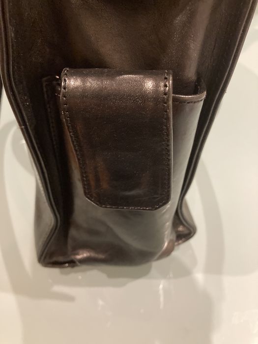 Mala preta em pele da Haity para Senhora