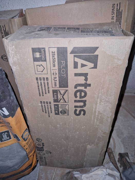 Revestimento cerâmico Plot cinza claro mate 25x50 cm Artens