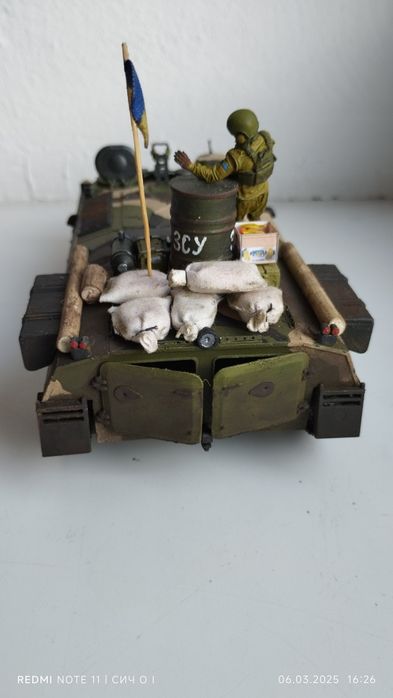 Модель МТ-LB Мотолига з танкістом