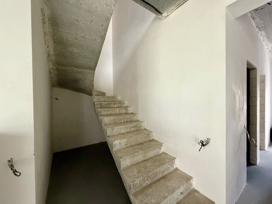 Буча,Отаманша, Дуплекс 130м2+40м2, 2.5 сотки.з Наповненням! без%