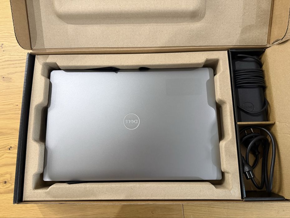 Dell precision 5540 Mobilna stacja robocza i7 32GB RAM 1TB dysk