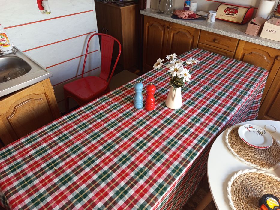 Dębowy stół rozkładany retro