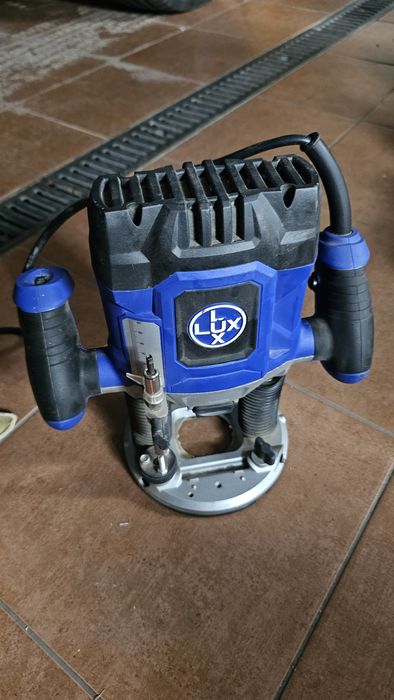 Frezarka górnowrzecionowa LUX OF  1200A 1200 W