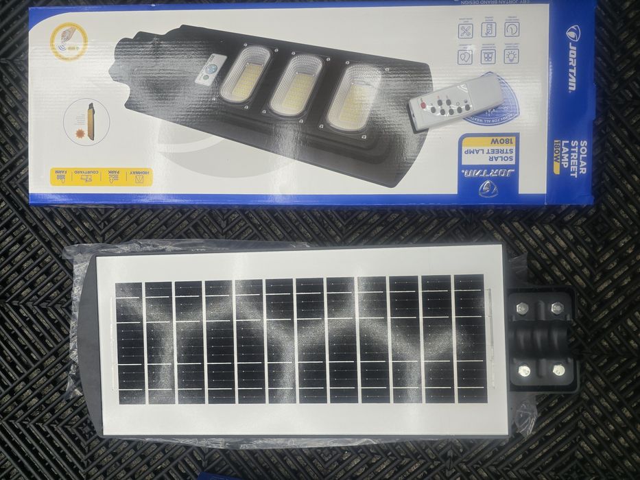 Holofote solar 180w