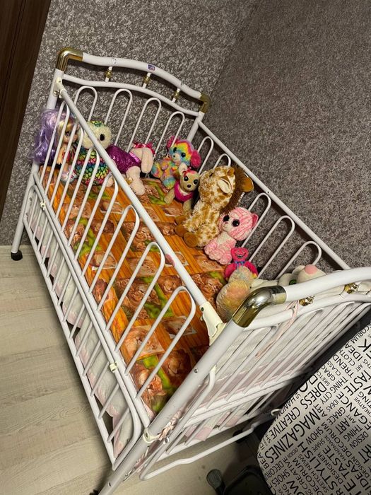 Детская кроватка “Geoby”