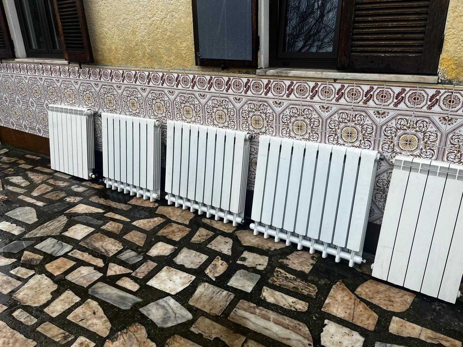 radiadores aquecimento em aluminio  parede casa