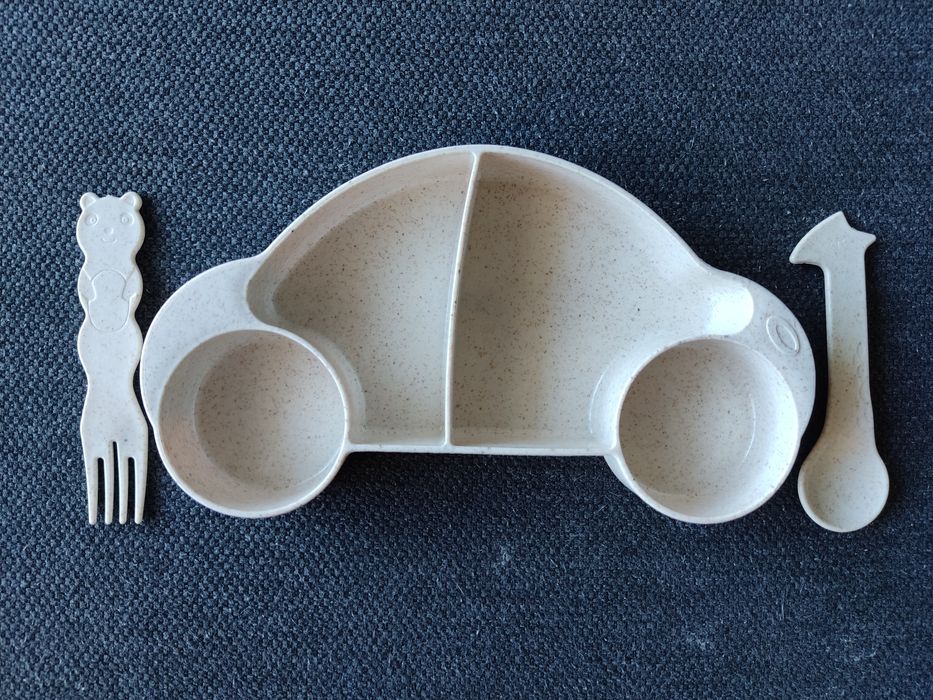 Conjunto Novo de Prato estilo Carro e Talheres Ecológicos