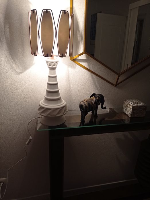 Unique-design lamp422804839015403522