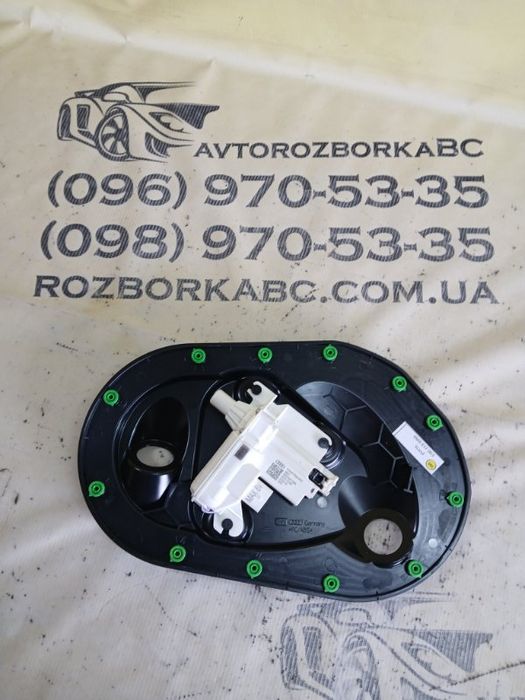 дотяжка двери Audi Q8 2019 перед. лев.