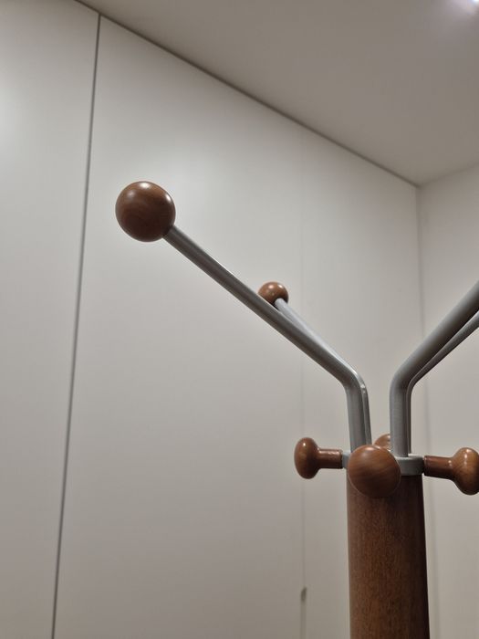 Cabide/bengaleiro madeira e cinzento