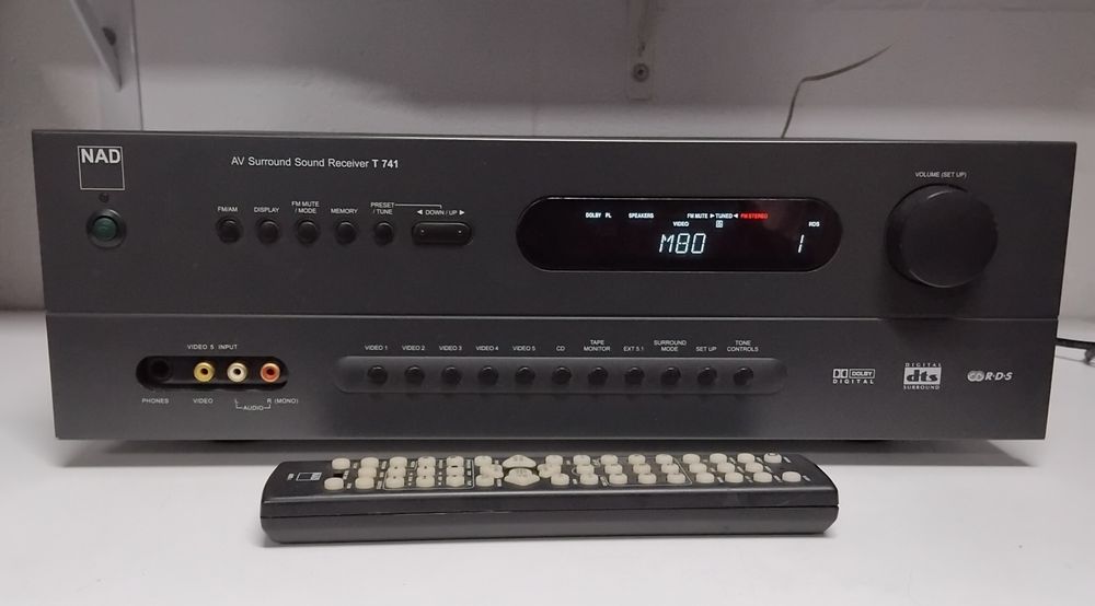 NAD amplificador T741