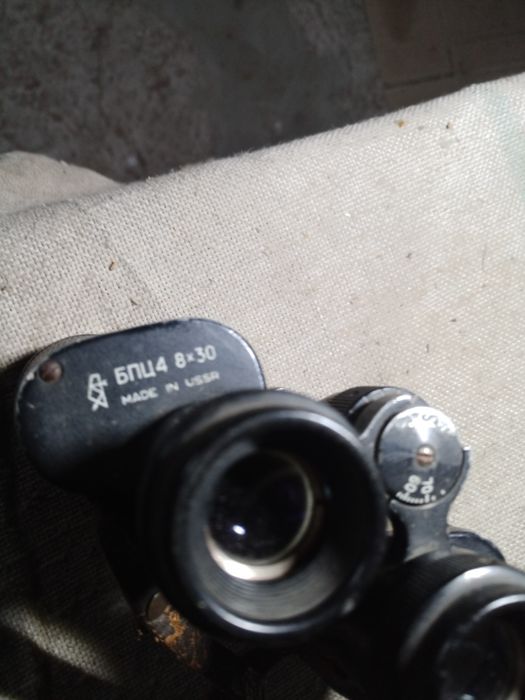 Старий бінокль (зроблено в  СРСР)