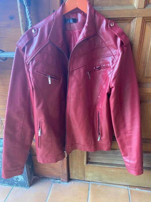 ekoskóra piękna stylowa kurtka czerwona