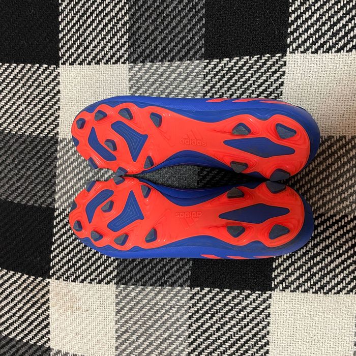 Футбольні бутси adidas predator edge.4 fg