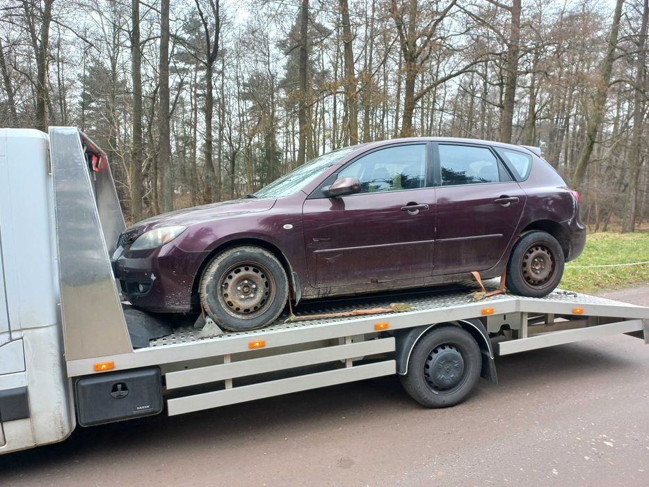Klapa zderzak blotnik lampy pas mazda 3