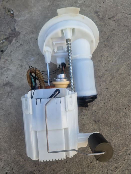 Паливний насос в зборі BMW F30 328I