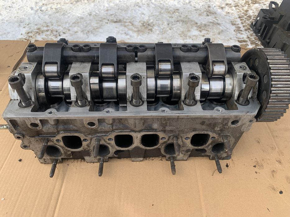 Головка  1.9 TDI насос-форсунка VAG