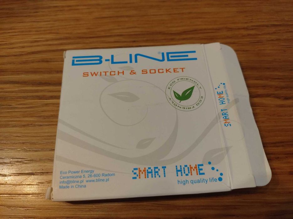 B Line gniazdo elektryczne, wlacznik