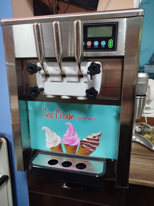 Фризер для морозива